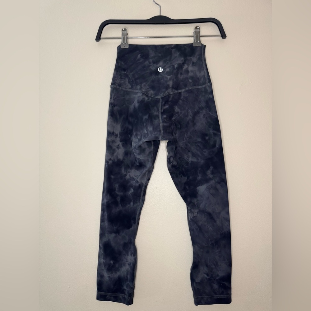 lululemon athletica Size 2